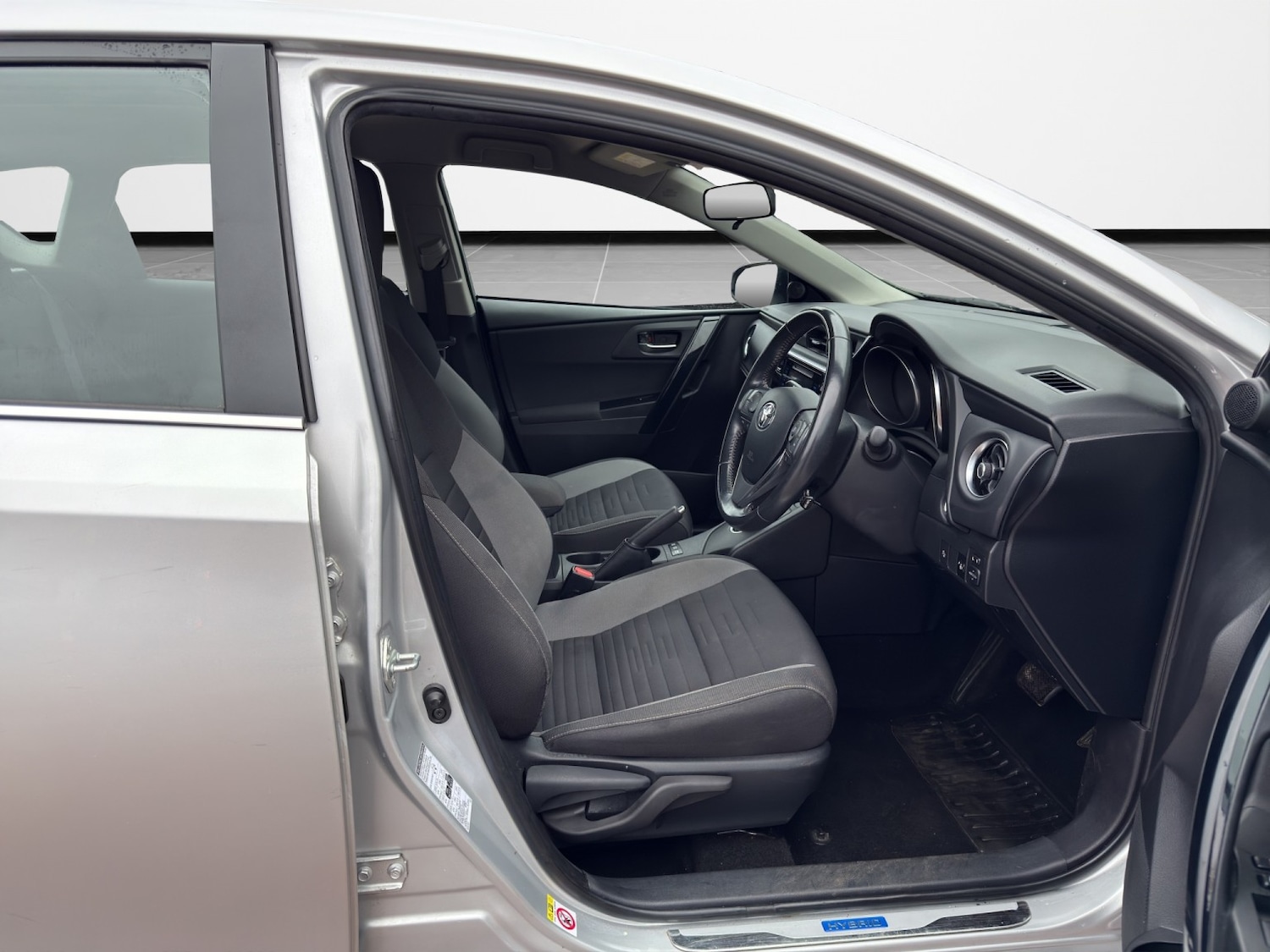 Used Toyota Auris 2018 for sale - 77851470: Photo 9