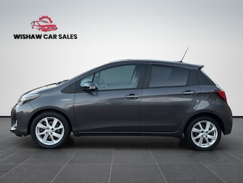 Used Toyota Yaris 2015 for sale - 76596550: Photo
