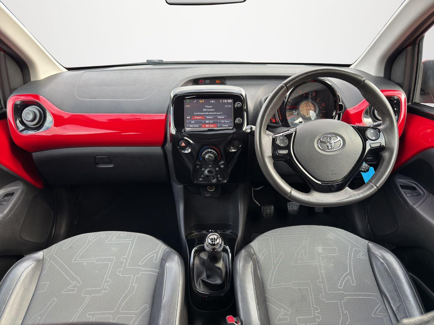 Used Toyota AYGO 2014 for sale - 76482858: Photo 15