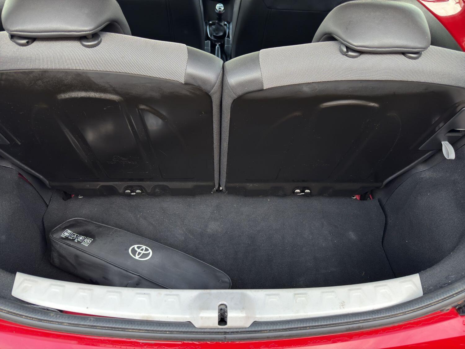 Used Toyota AYGO 2014 for sale - 76482858: Photo 19