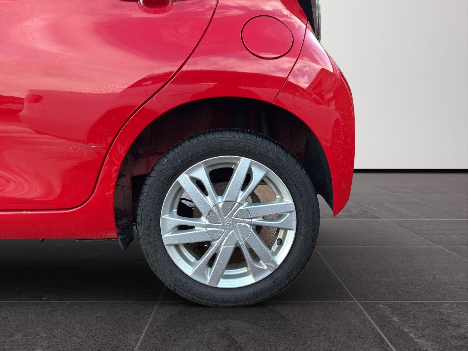 Used Toyota AYGO 2014 for sale - 76482858: Photo 22