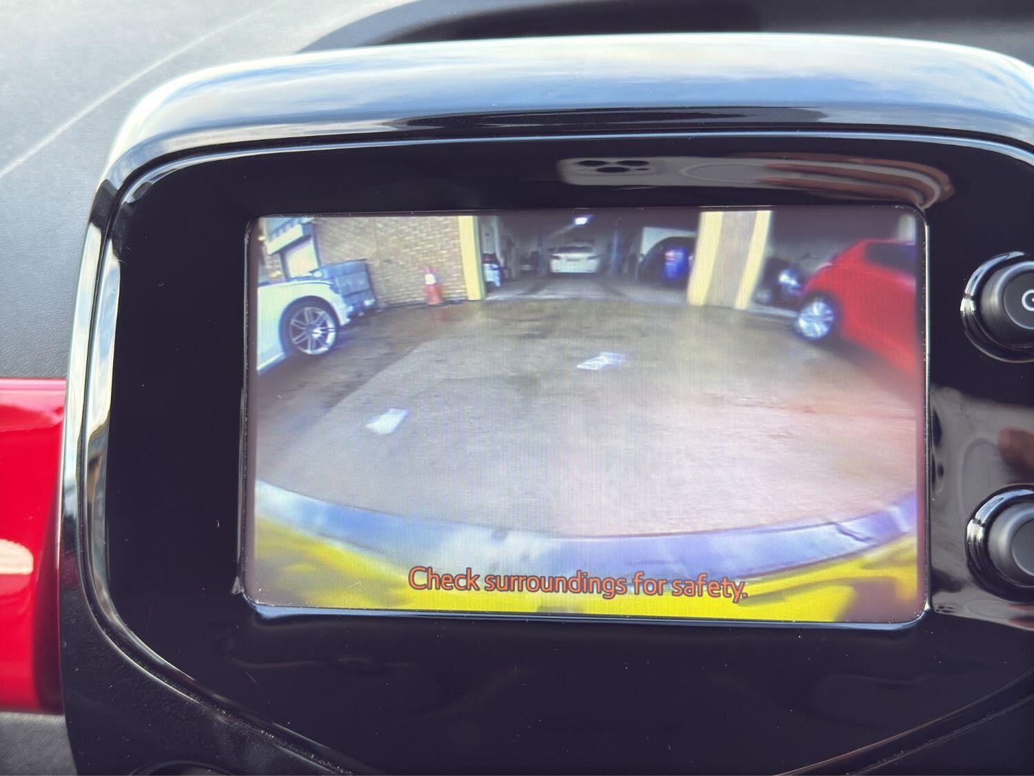 Used Toyota AYGO 2014 for sale - 76482858: Photo 25