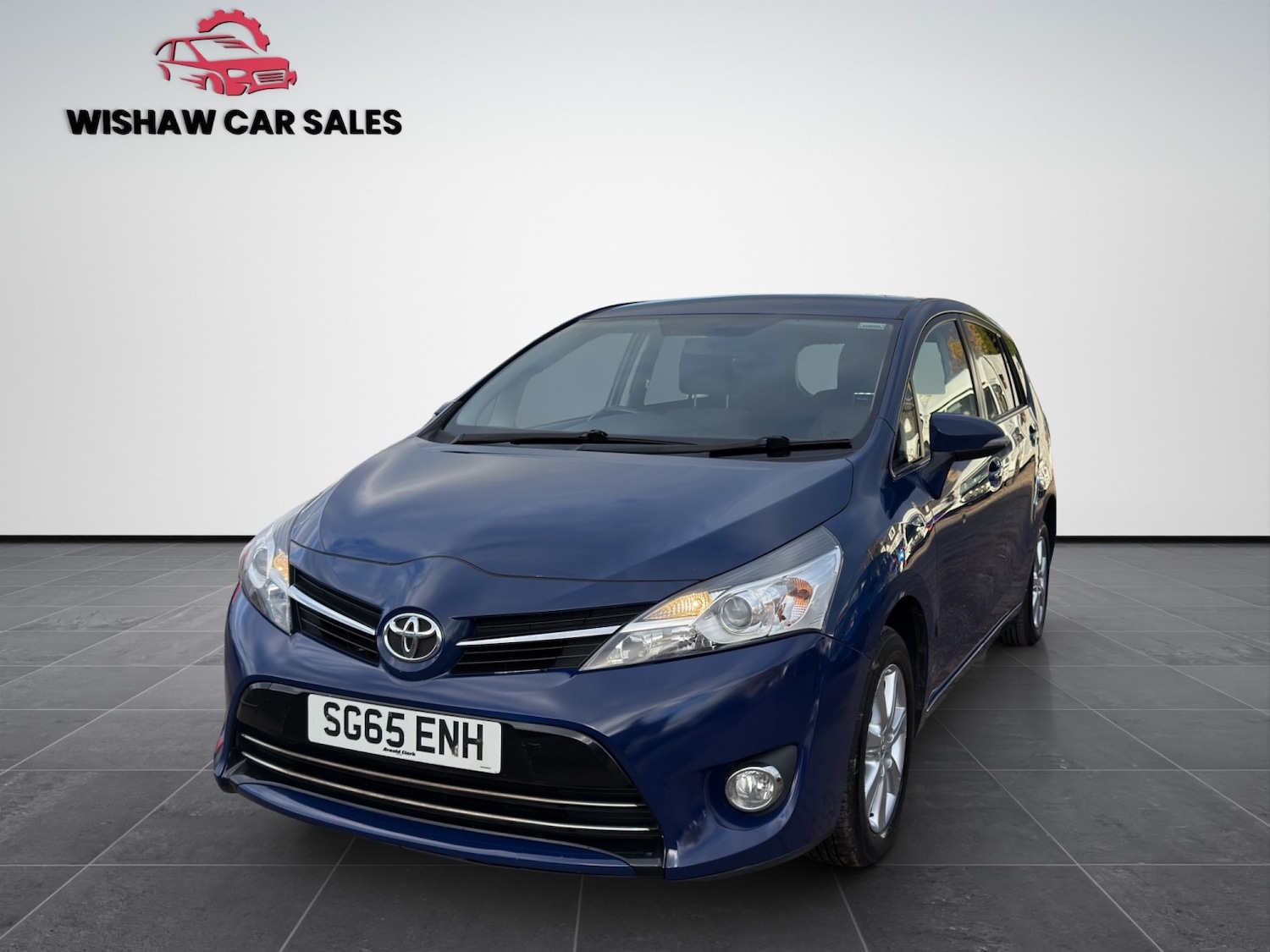 Used Toyota Verso 2015 for sale - 76380326: Photo 2