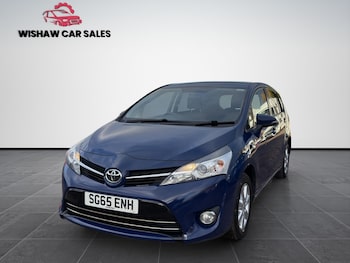 Used Toyota Verso 2015 for sale - 76380326: Photo