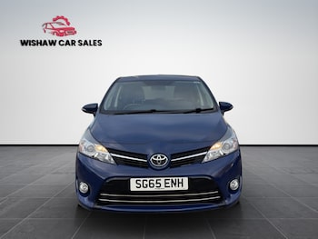 Used Toyota Verso 2015 for sale - 76380326: Photo