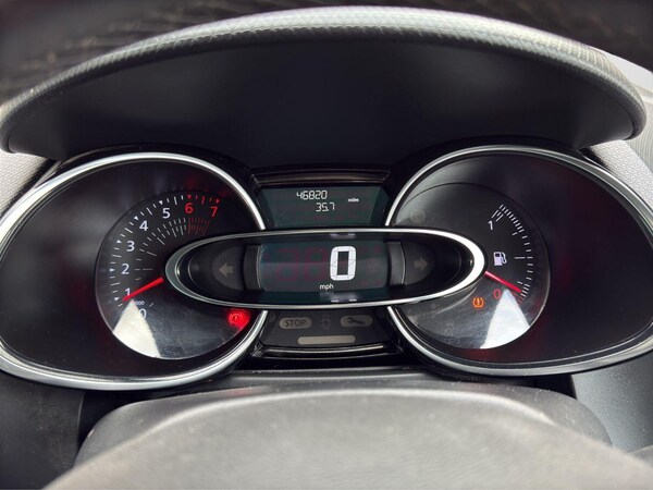 Used Renault Clio 2019 for sale - 76120376: Photo 10