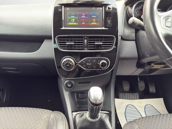 Used Renault Clio 2019 for sale - 76120376: Photo 12