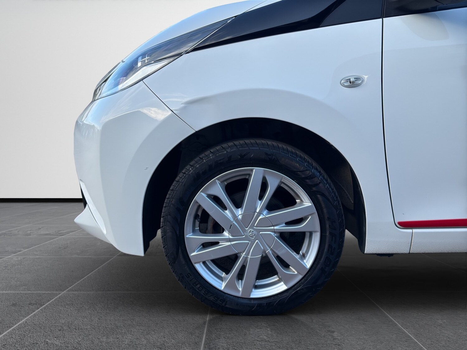 Used Toyota AYGO 2015 for sale - 77991740: Photo 21