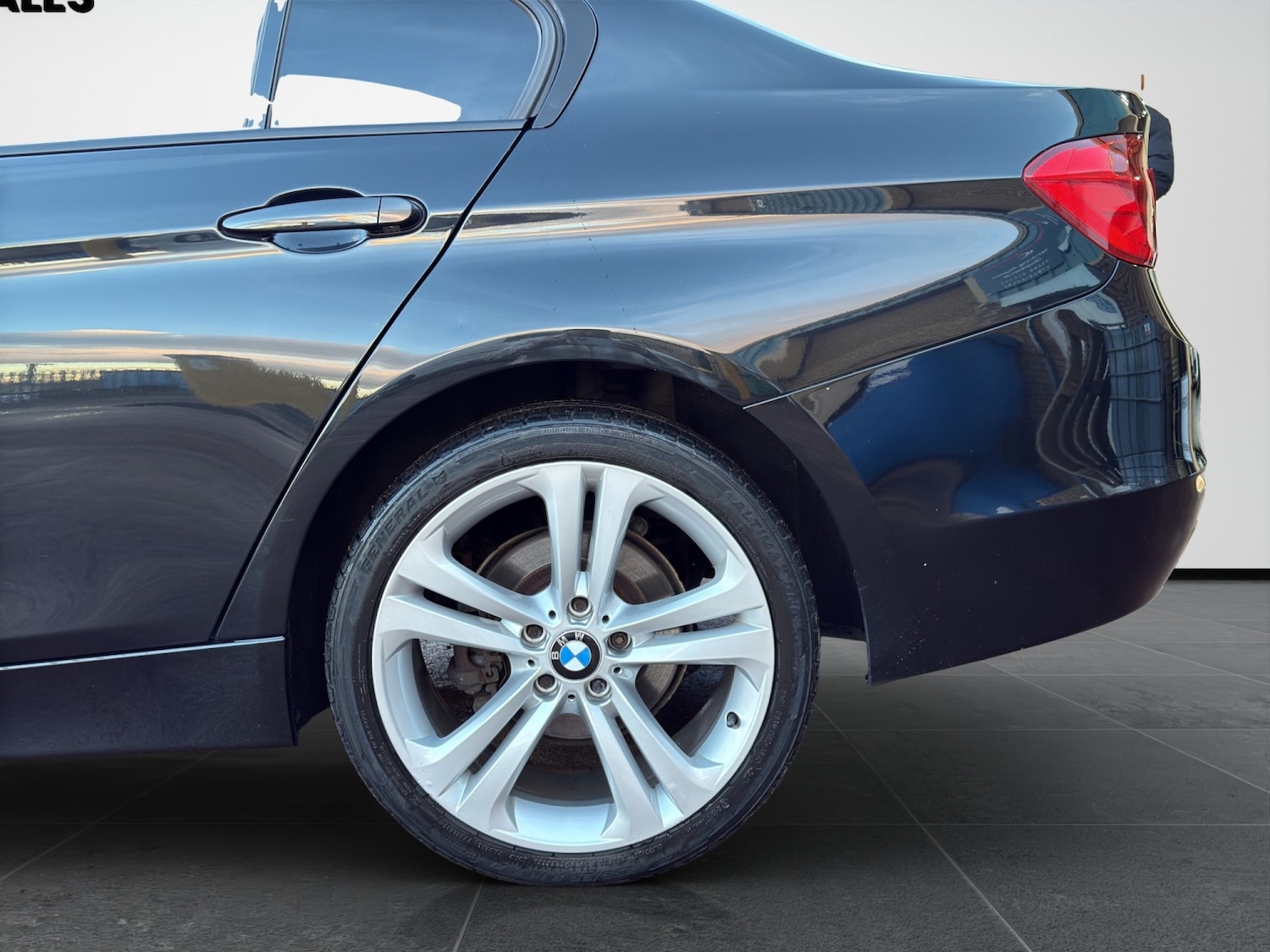 Used BMW 3 Series 2012 for sale - 76751731: Photo 32