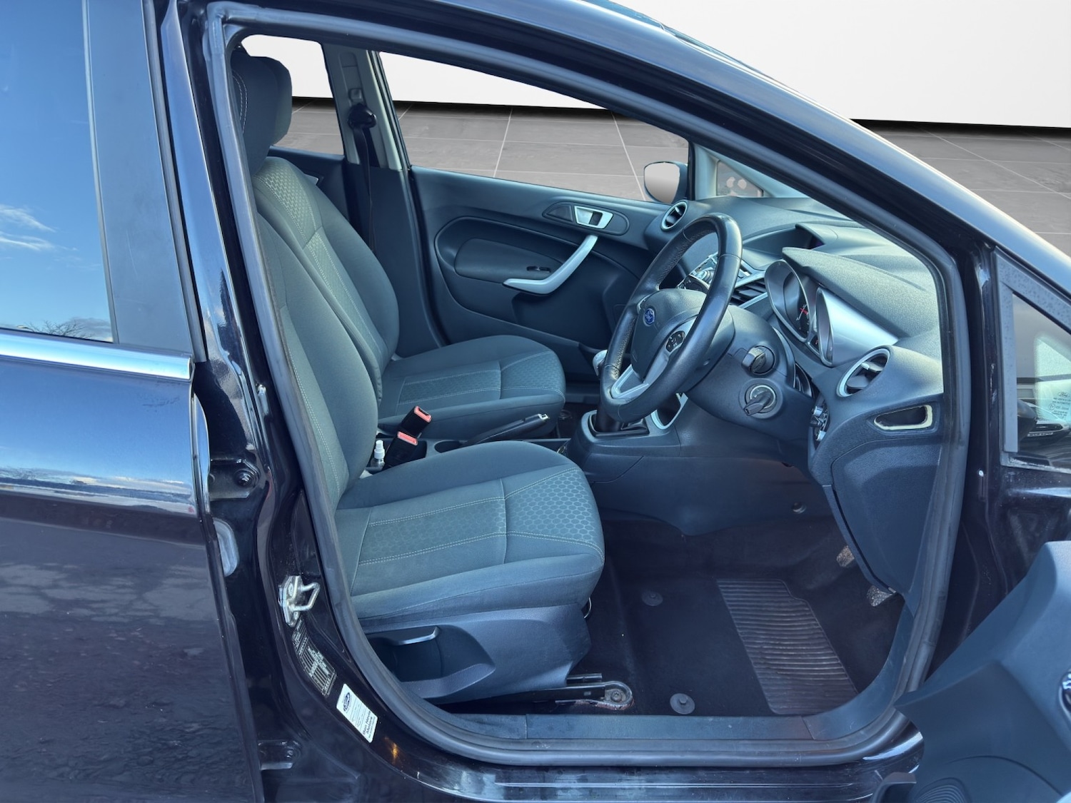 Used Ford Fiesta 2012 for sale - 78190661: Photo 9