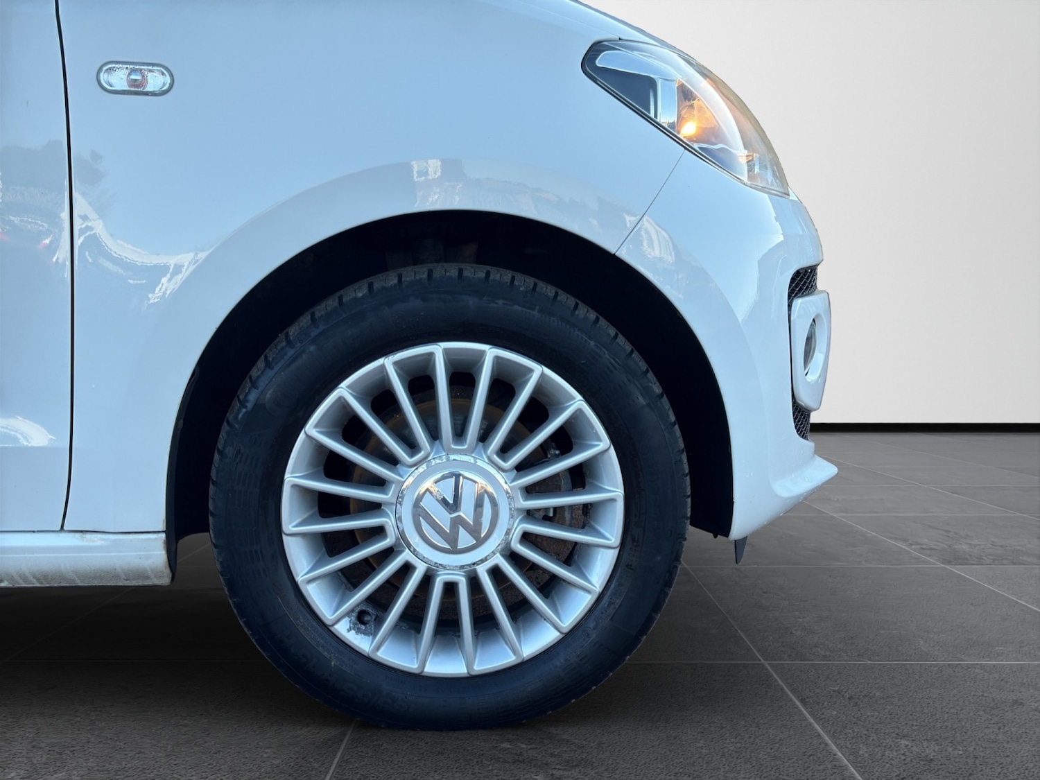 Used Volkswagen up! 2013 for sale - 77792929: Photo 23