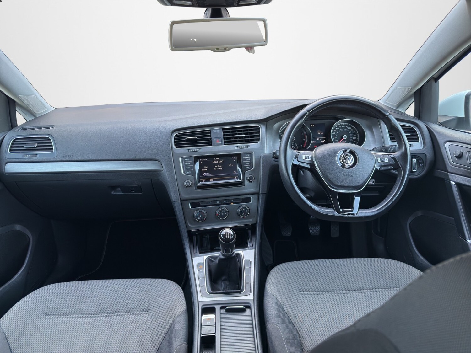 Used Volkswagen Golf 2013 for sale - 77953980: Photo 16