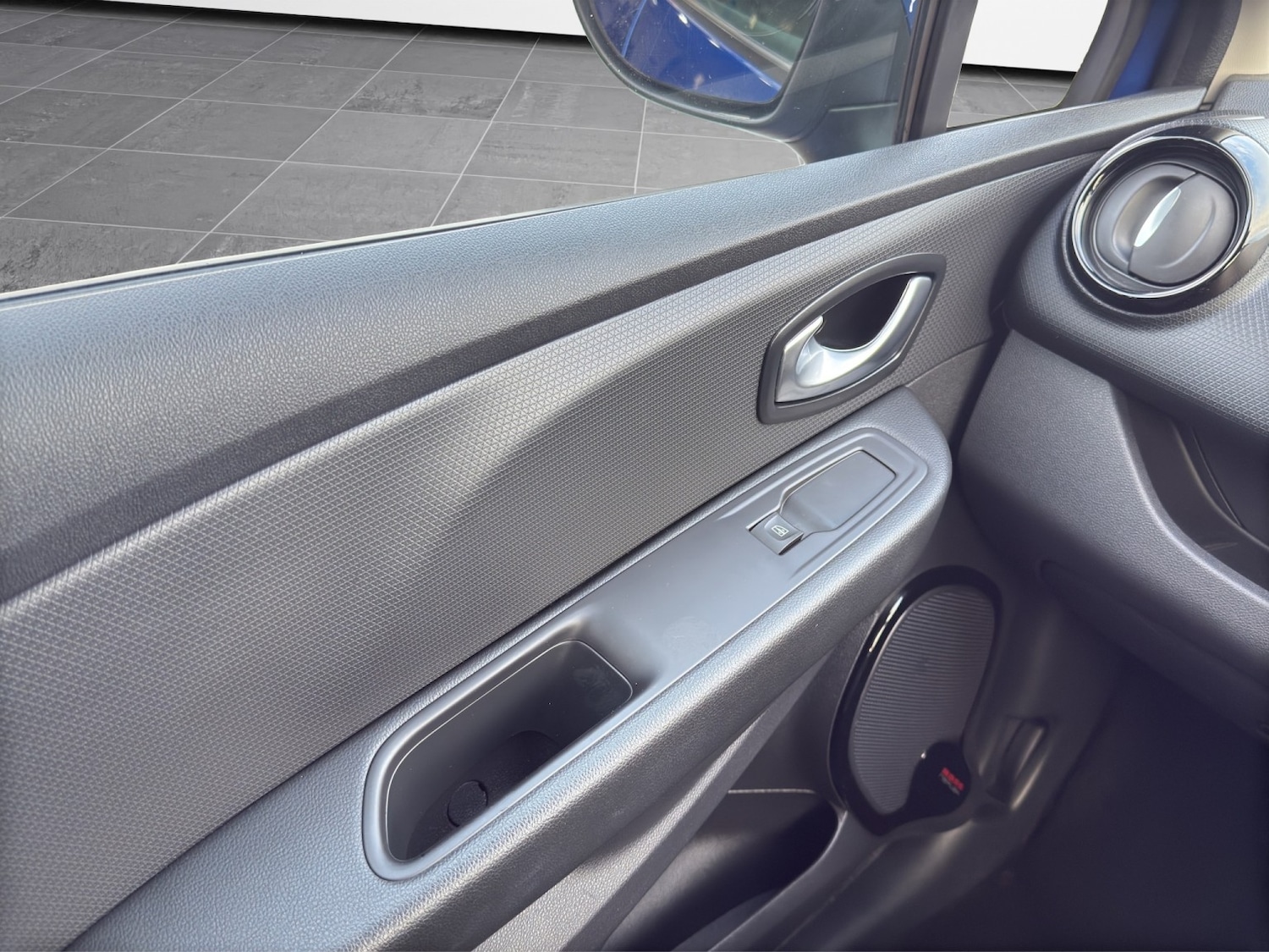 Used Renault Clio 2018 for sale - 77201324: Photo 17