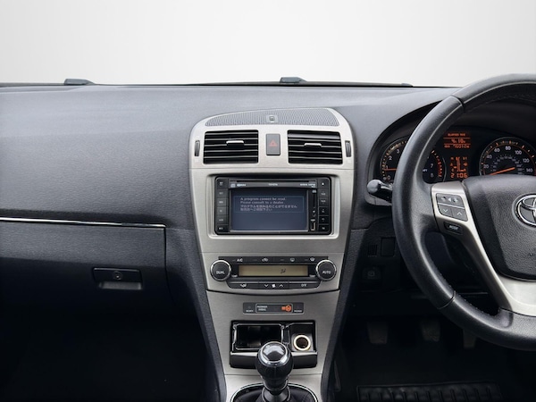 Used Toyota Avensis 2010 for sale - 76246130: Photo 16