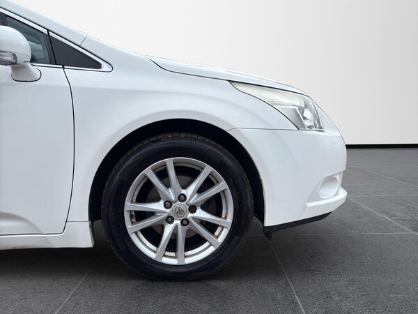 Used Toyota Avensis 2010 for sale - 76246130: Photo 27