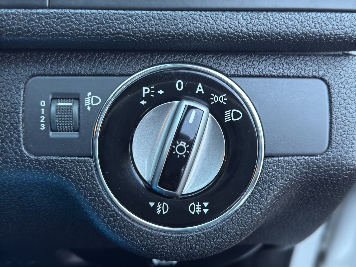 Used Mercedes-Benz C Class 2009 for sale - 77385159: Photo 25