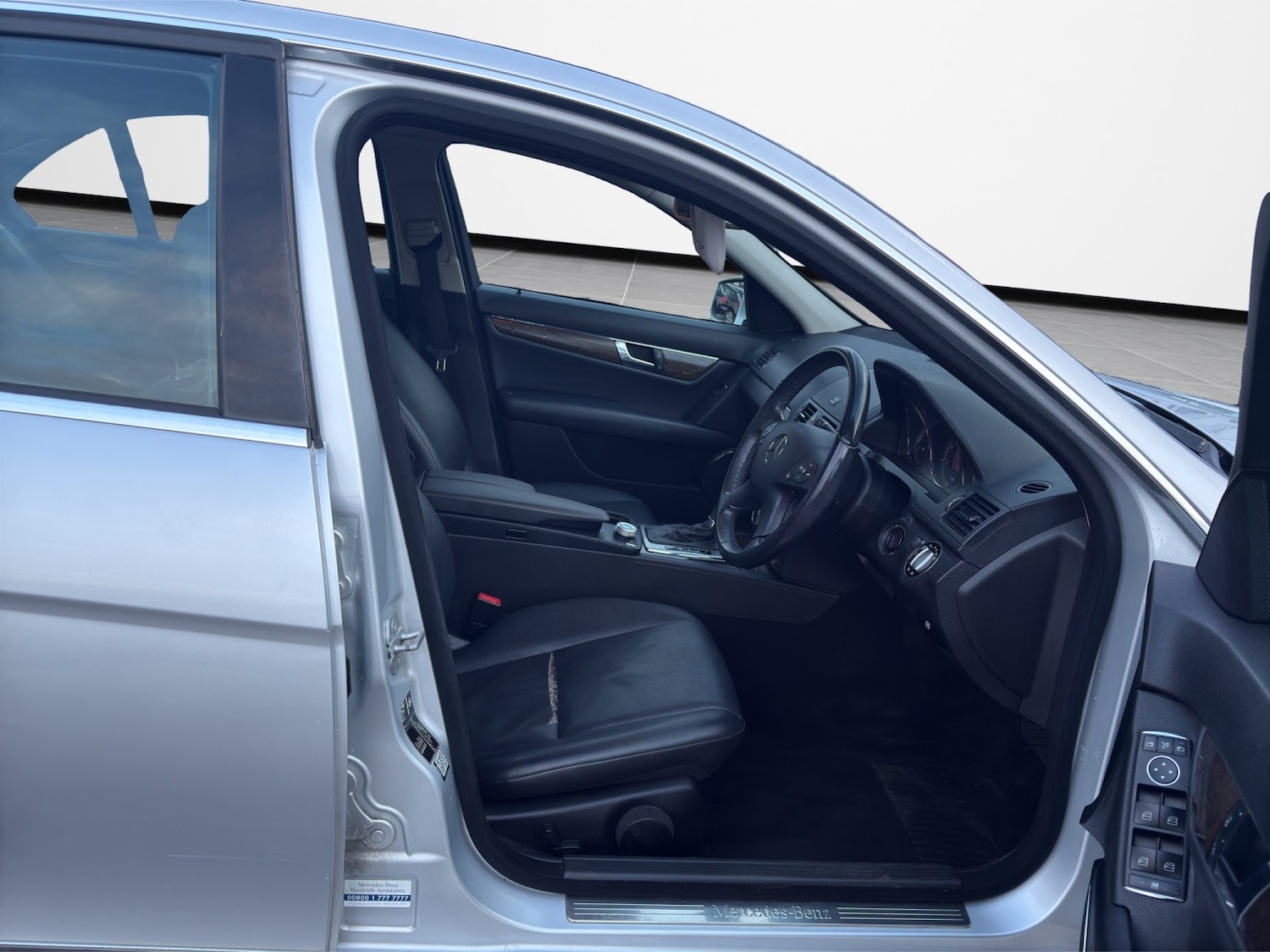 Used Mercedes-Benz C Class 2009 for sale - 77385159: Photo 9