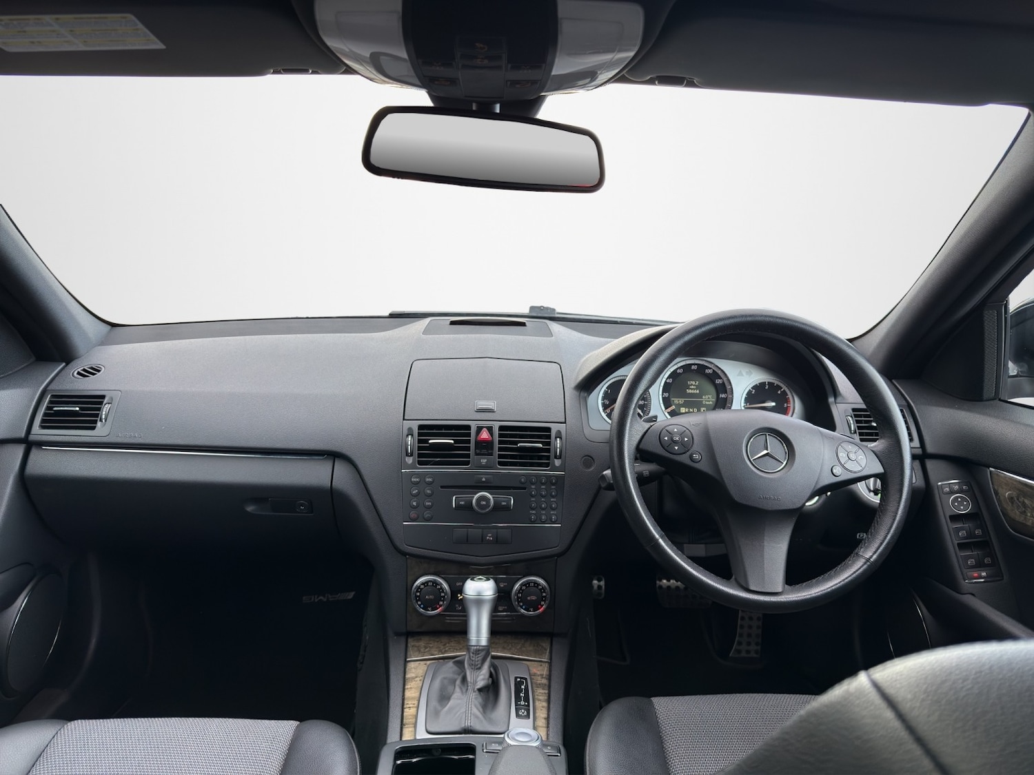 Used Mercedes-Benz C Class 2008 for sale - 77891685: Photo 15