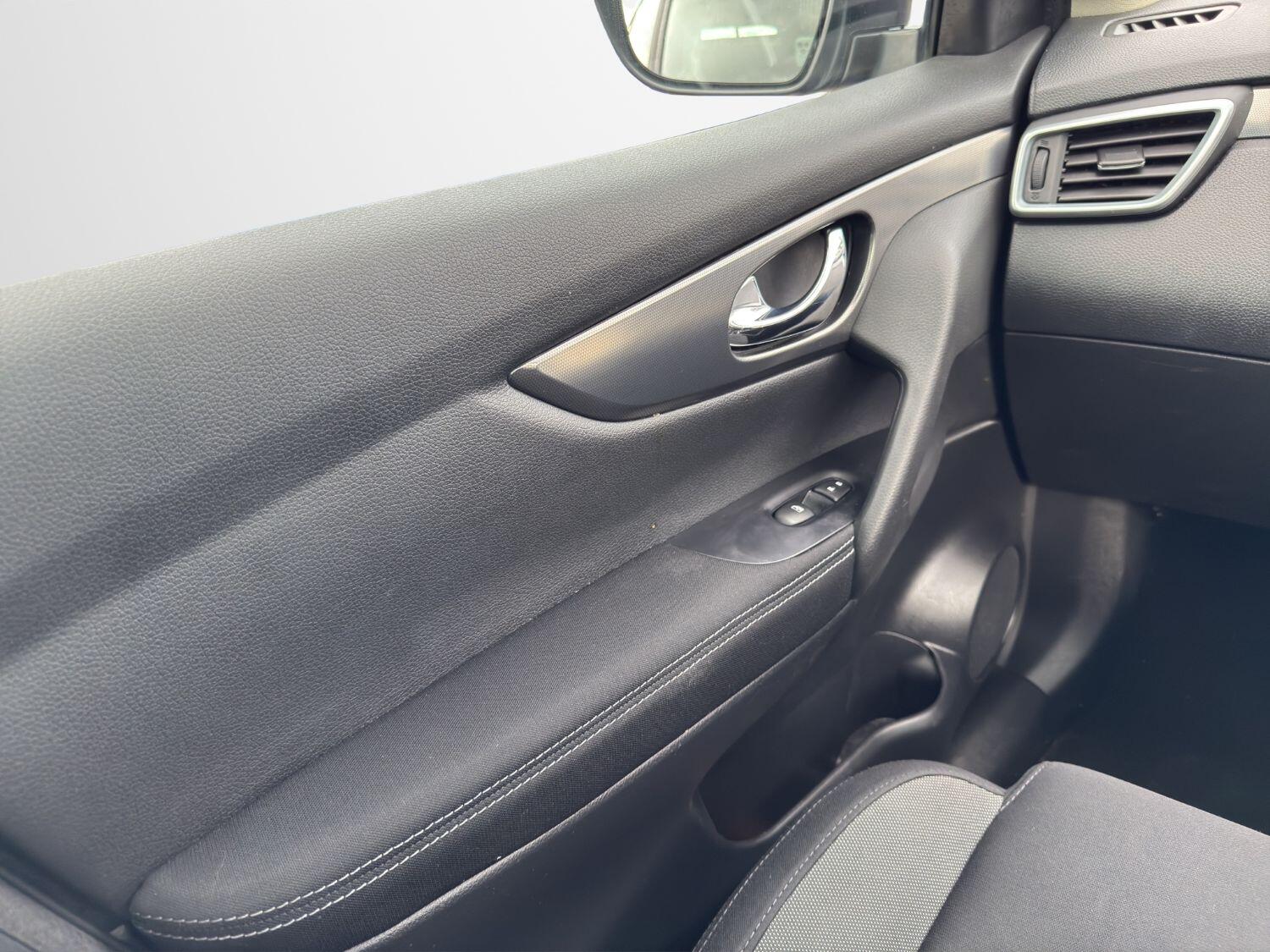 Used Nissan Qashqai 2018 for sale - 76483003: Photo 17