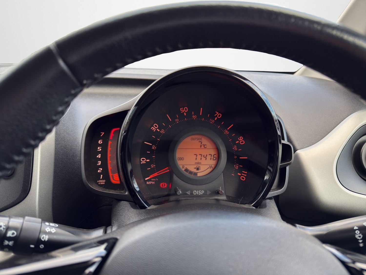 Used Toyota AYGO 2015 for sale - 77289051: Photo 11