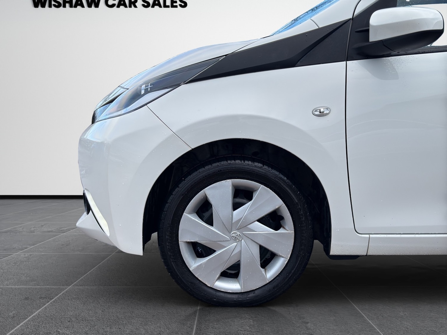 Used Toyota AYGO 2015 for sale - 77289051: Photo 23