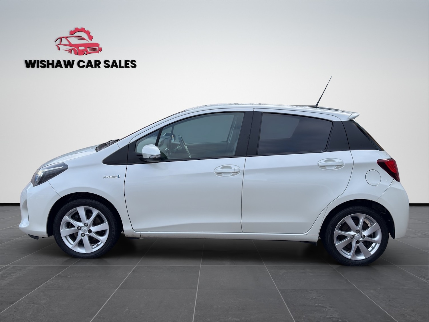 Used Toyota Yaris 2015 for sale - 77237004: Photo 4