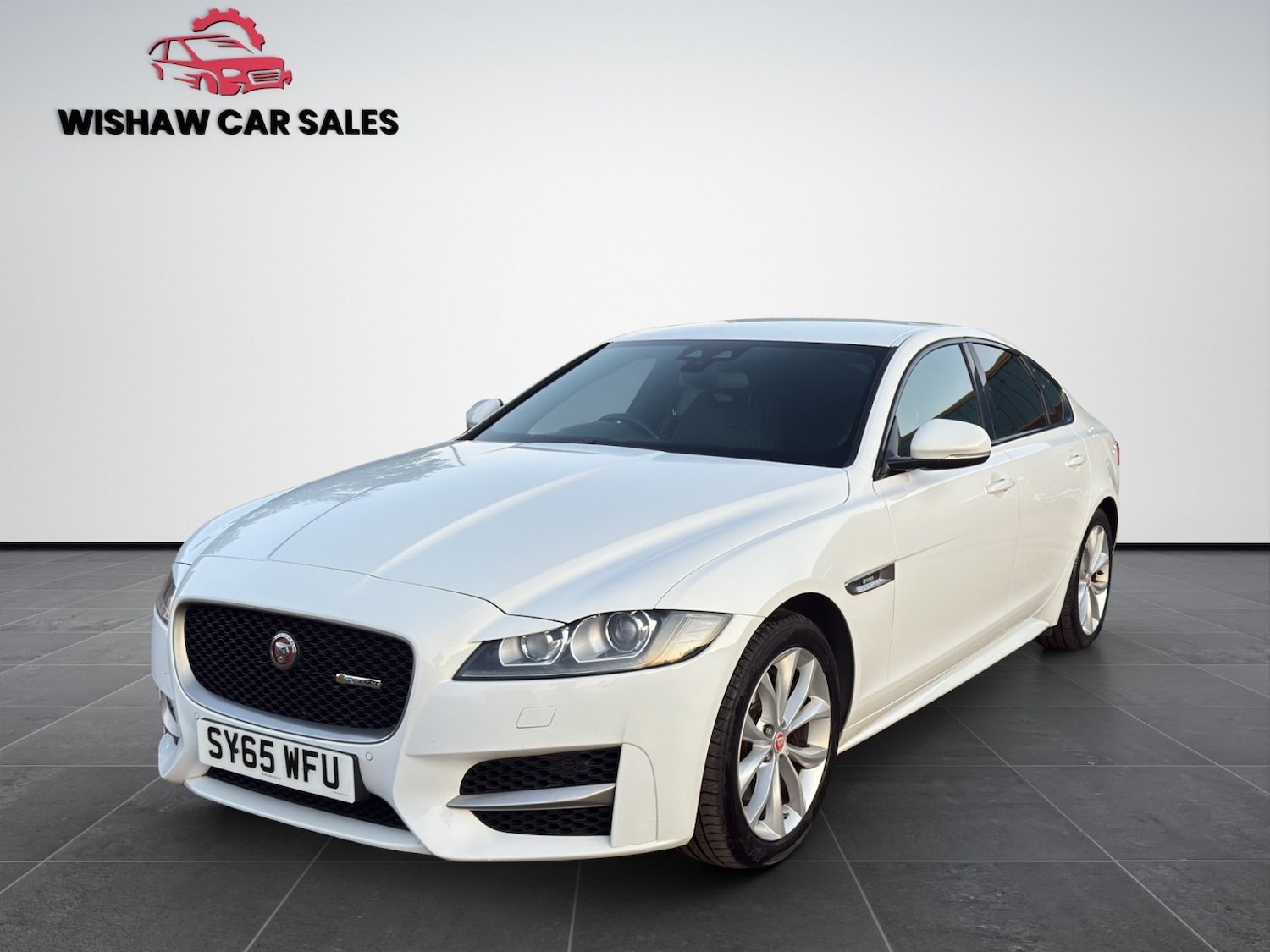 Used Jaguar XF 2015 for sale - 77342647: Photo 3
