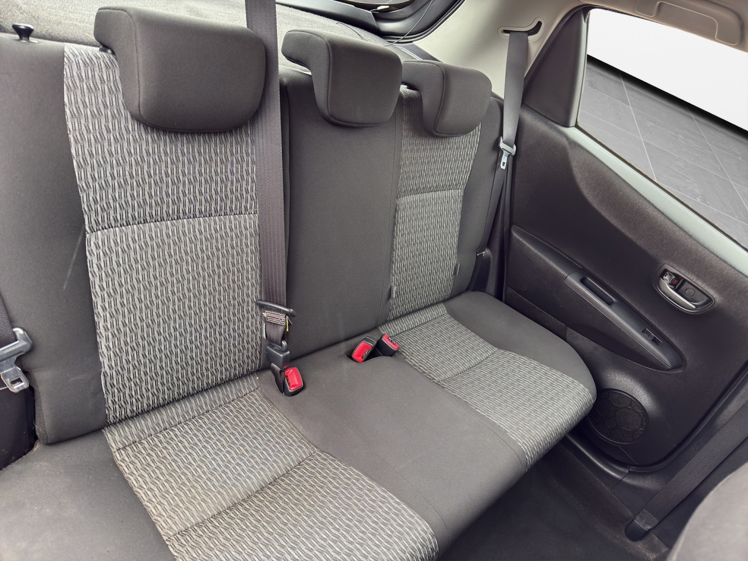 Used Toyota Yaris 2014 for sale - 77851465: Photo 19