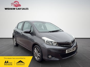 Used Toyota Yaris 2014 for sale - 77851465: Photo