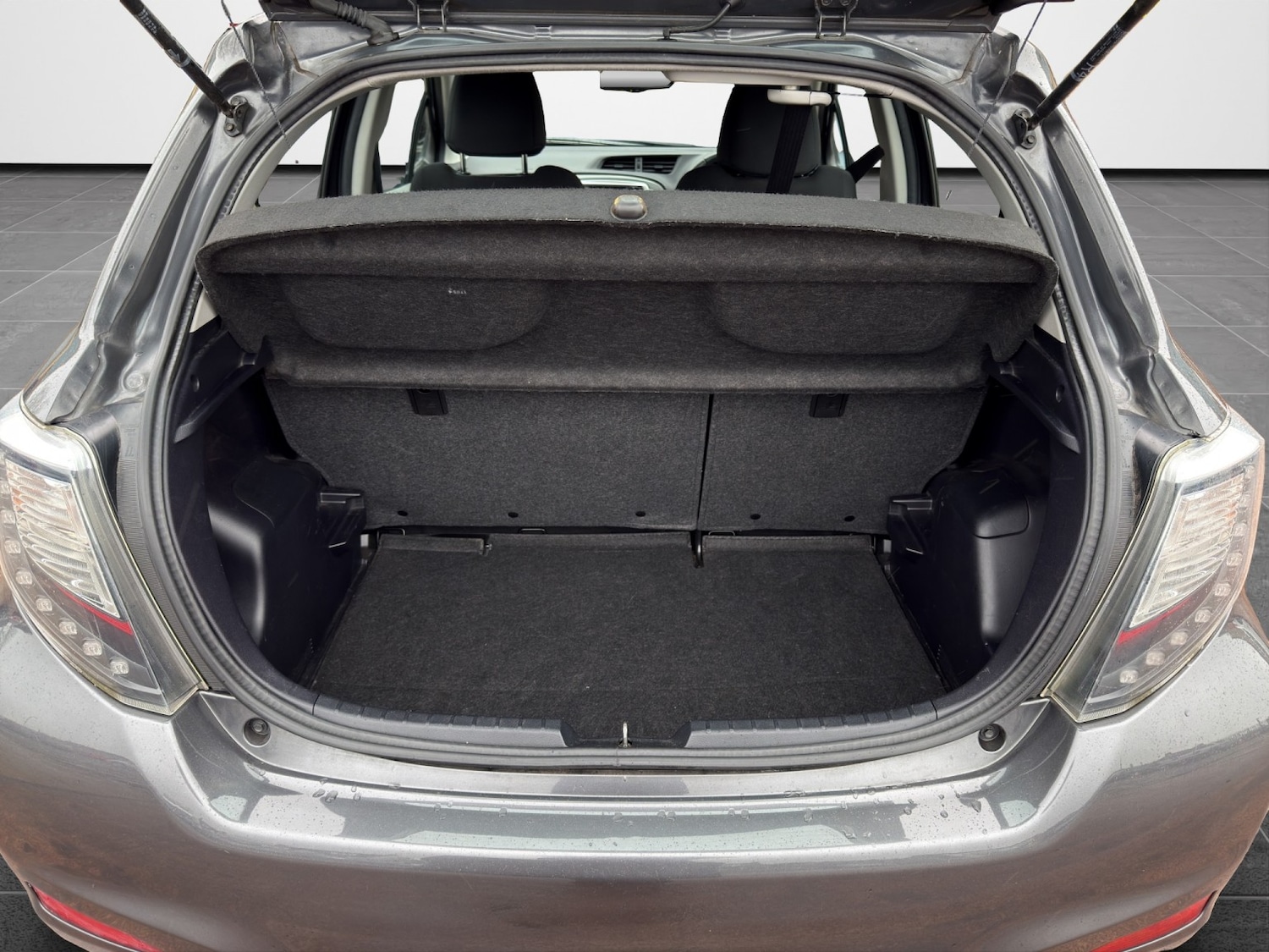 Used Toyota Yaris 2014 for sale - 77851465: Photo 20