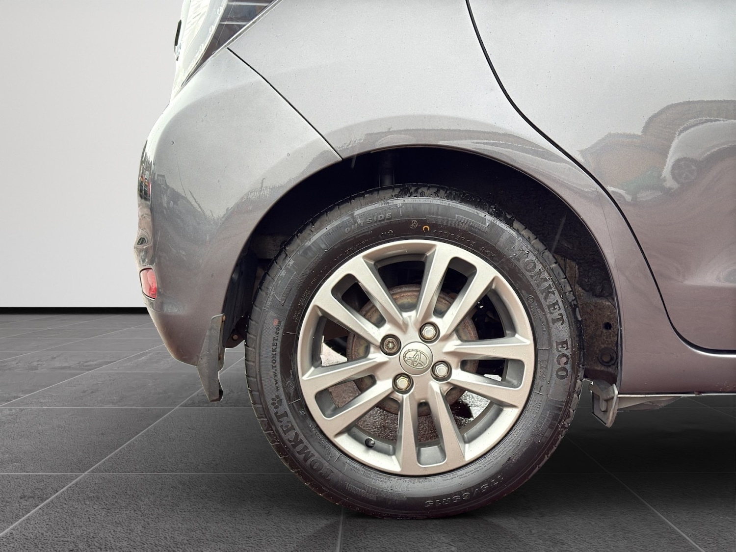 Used Toyota Yaris 2014 for sale - 77851465: Photo 25