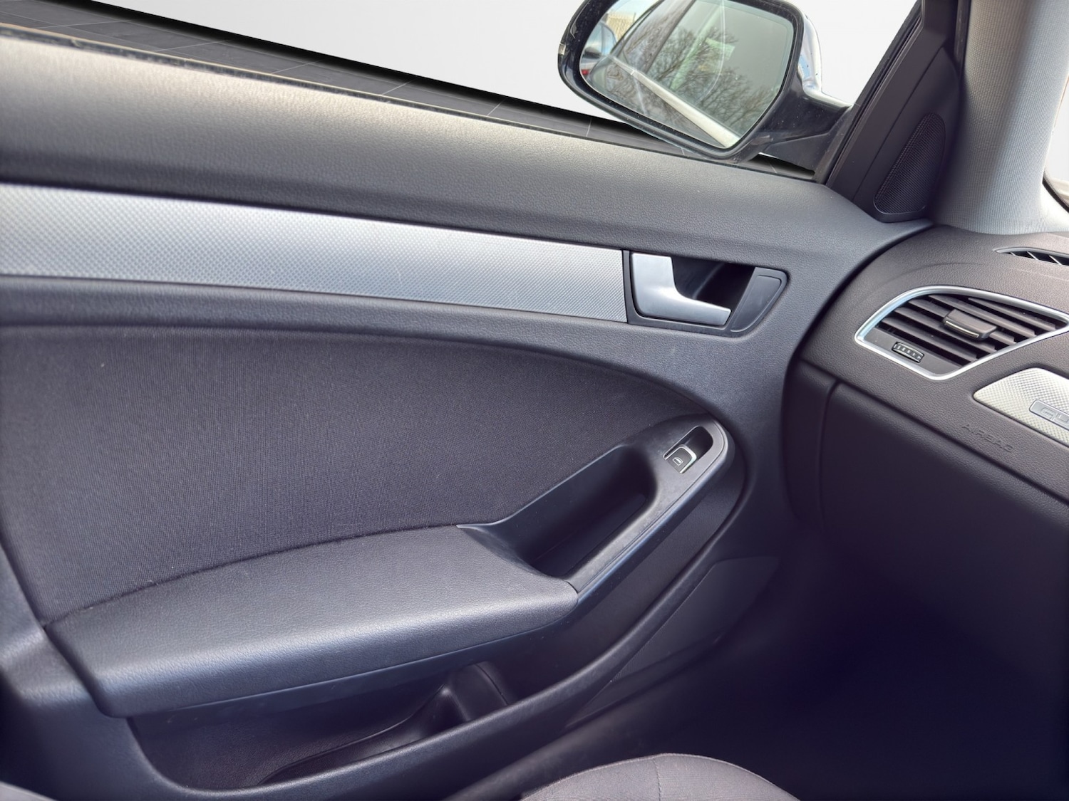 Used Audi A4 2013 for sale - 77891551: Photo 17