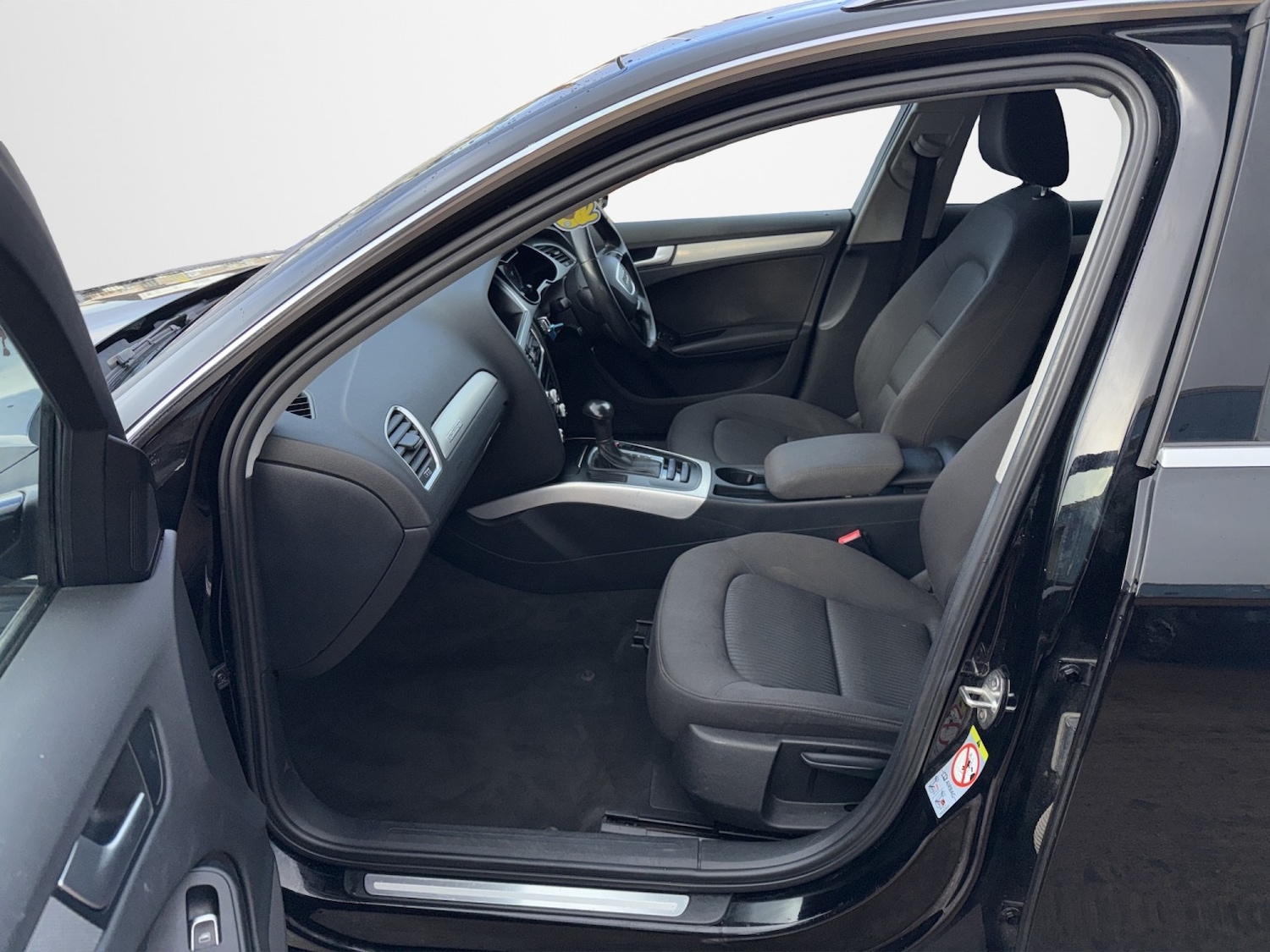 Used Audi A4 2013 for sale - 77891551: Photo 18