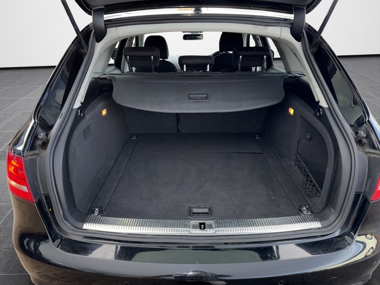 Used Audi A4 2013 for sale - 77891551: Photo 20