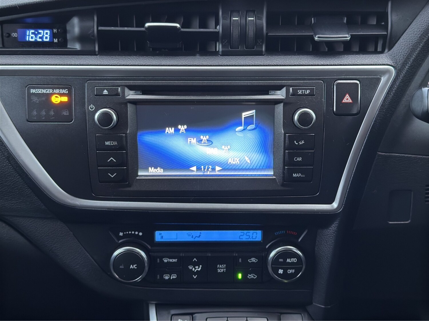 Used Toyota Auris 2014 for sale - 77395203: Photo 16