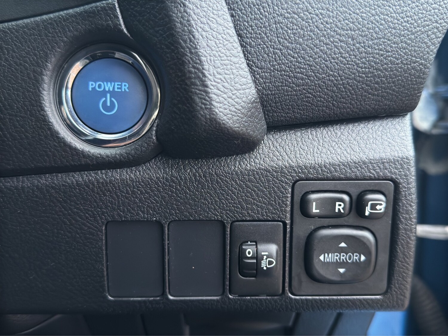 Used Toyota Auris 2014 for sale - 77395203: Photo 21