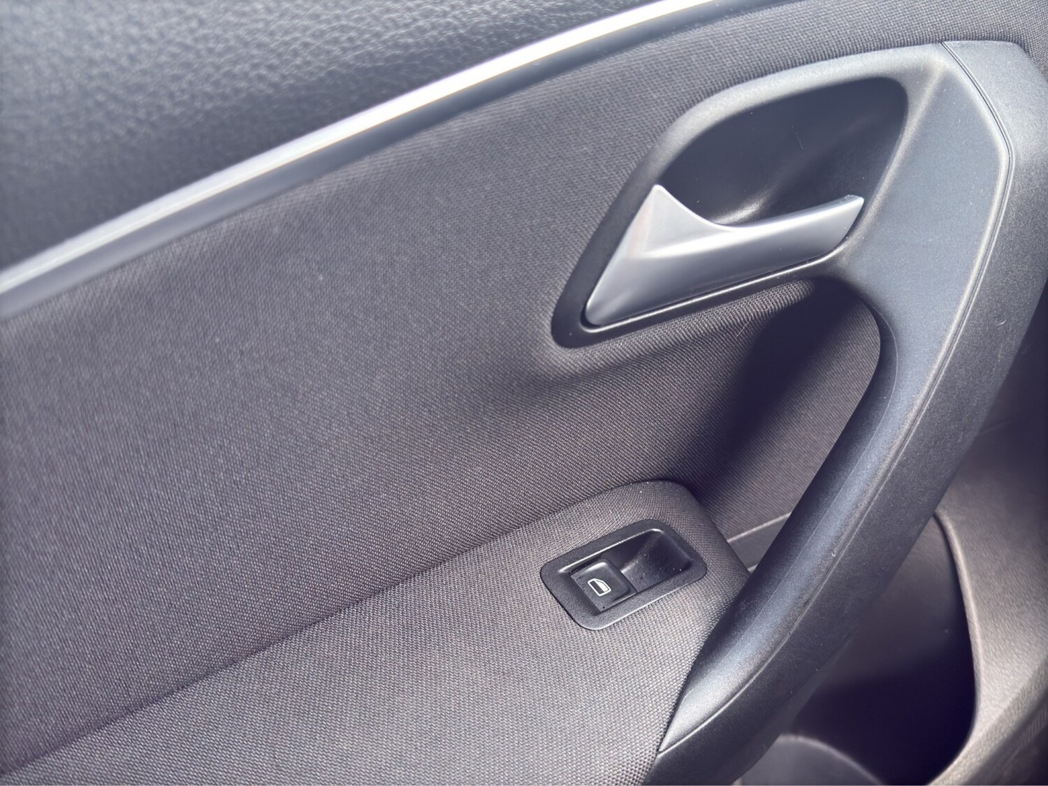 Used Volkswagen Polo 2015 for sale - 77639002: Photo 16