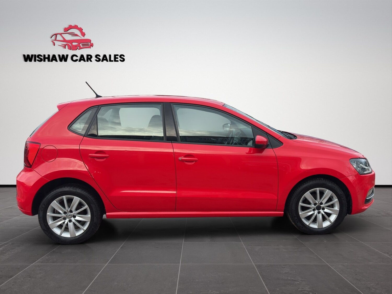 Used Volkswagen Polo 2015 for sale - 77639002: Photo 8