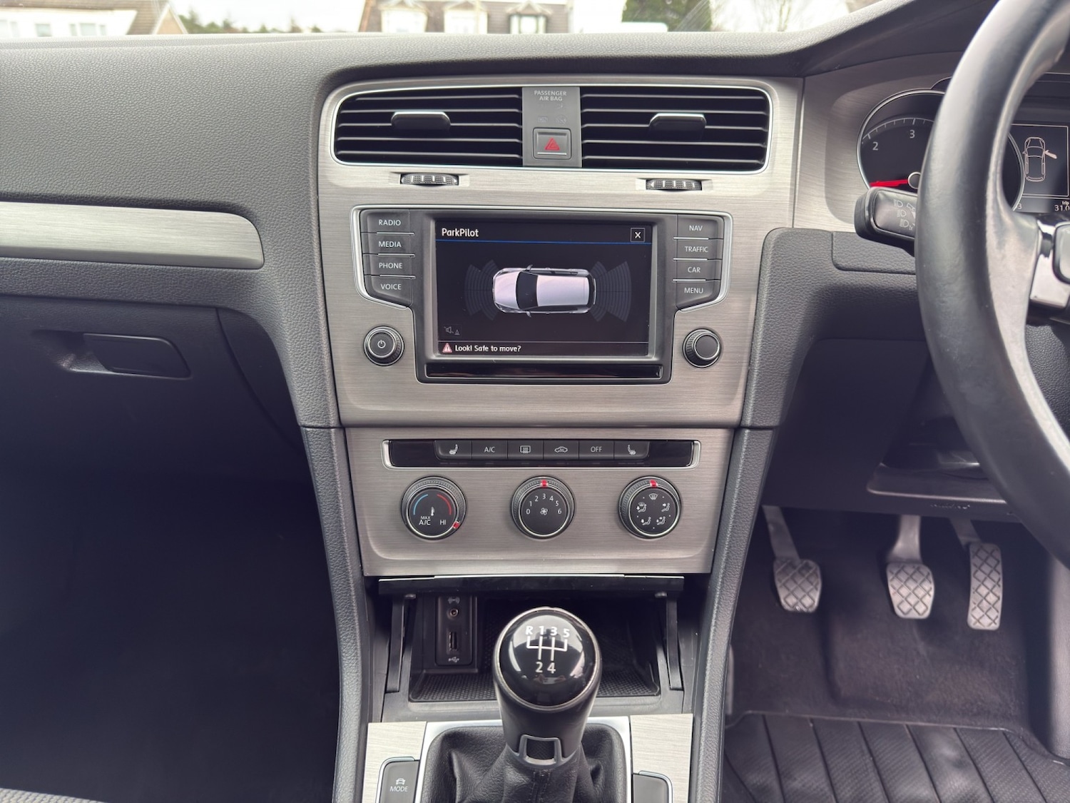 Used Volkswagen Golf 2016 for sale - 77237106: Photo 15