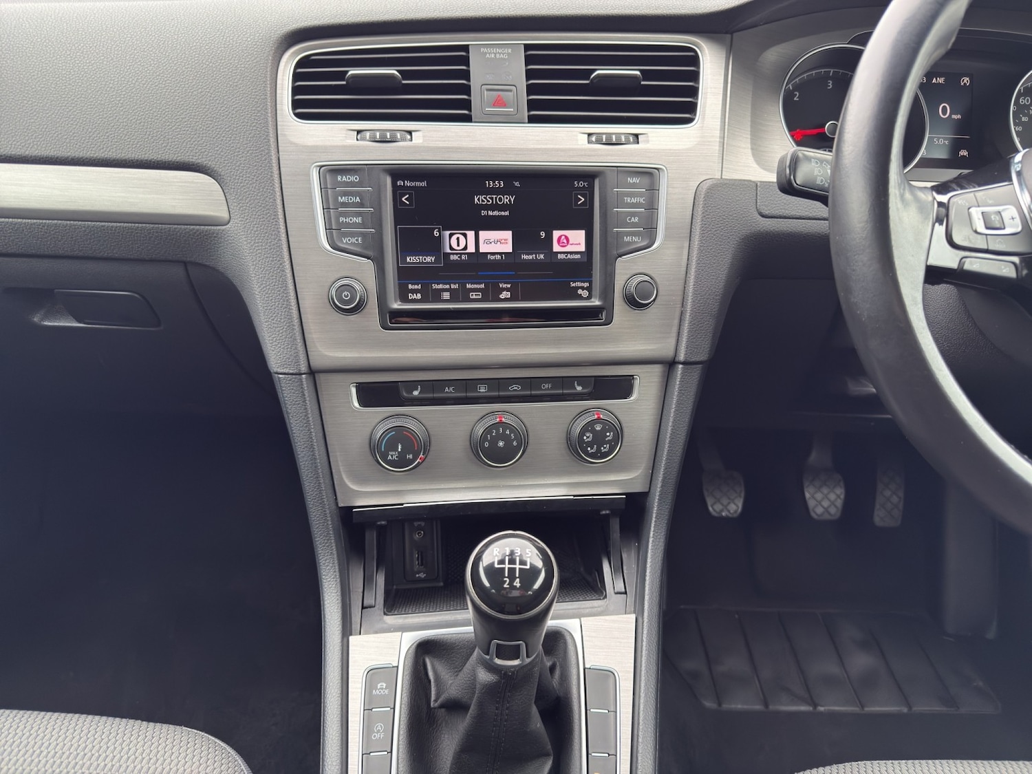 Used Volkswagen Golf 2016 for sale - 77237106: Photo 16