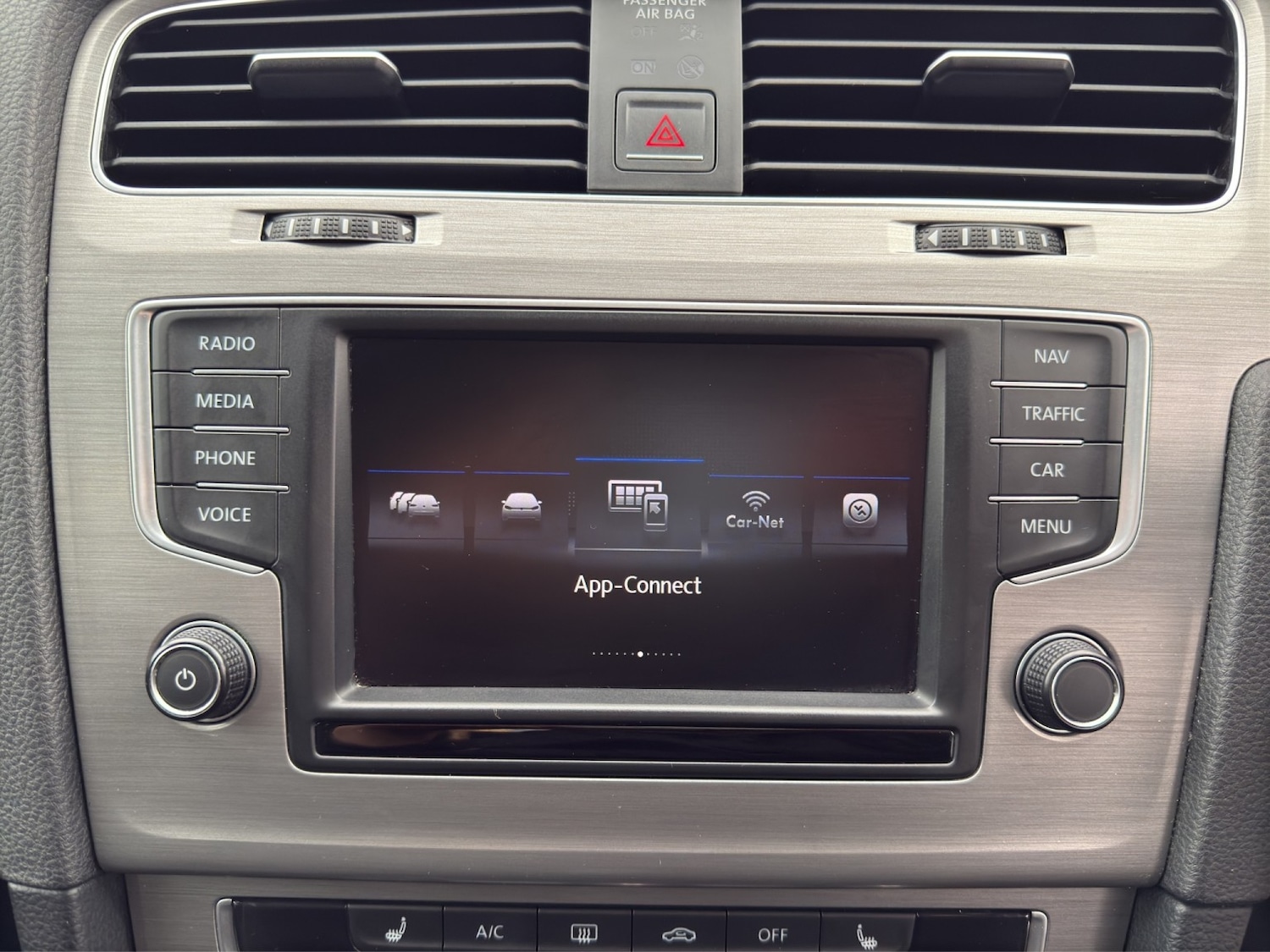 Used Volkswagen Golf 2016 for sale - 77237106: Photo 20