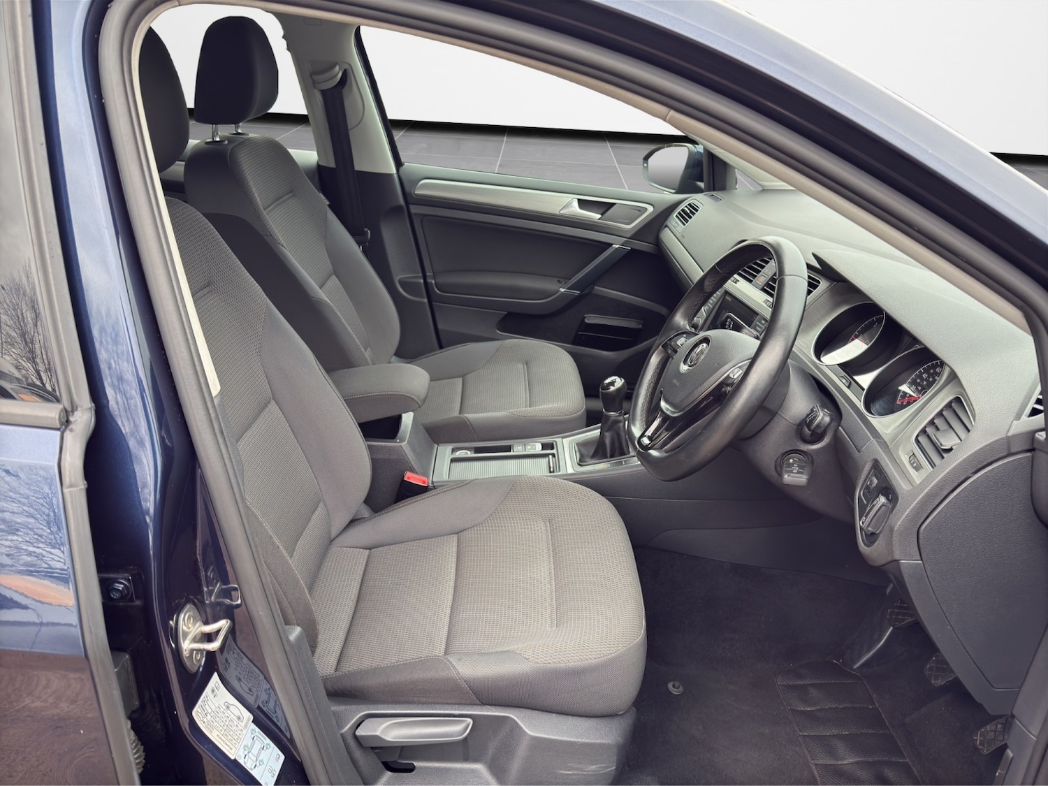 Used Volkswagen Golf 2016 for sale - 77237106: Photo 9