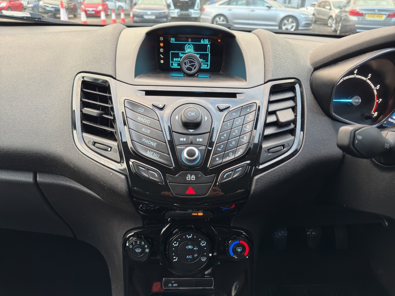 Used Ford Fiesta 2014 for sale - 77008161: Photo 15