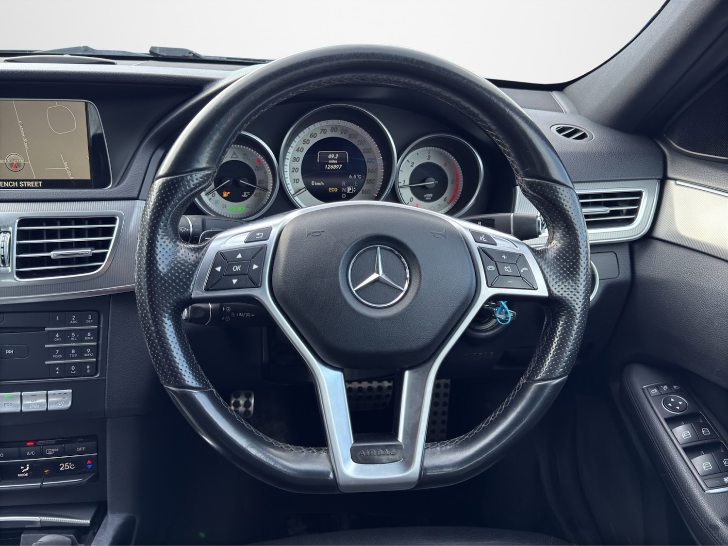 Used Mercedes-Benz E Class 2015 for sale - 77891550: Photo 10