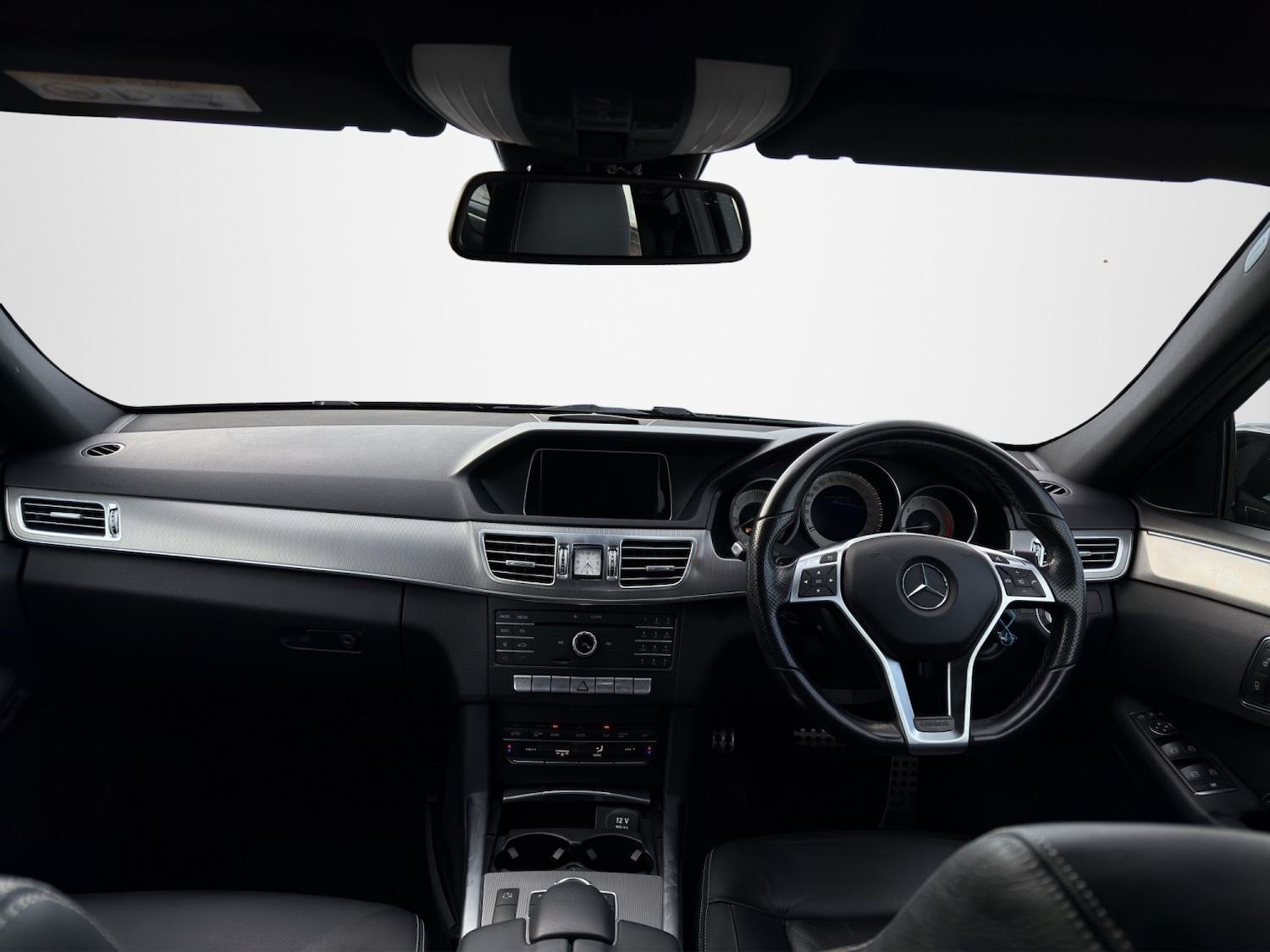 Used Mercedes-Benz E Class 2015 for sale - 77891550: Photo 14