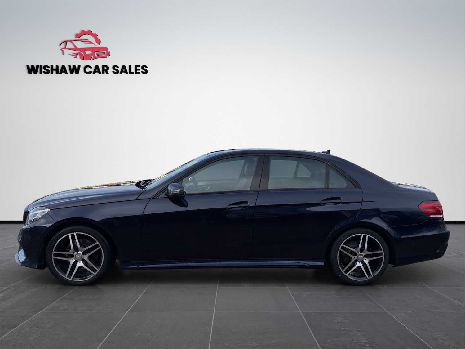 Used Mercedes-Benz E Class 2015 for sale - 77891550: Photo 4