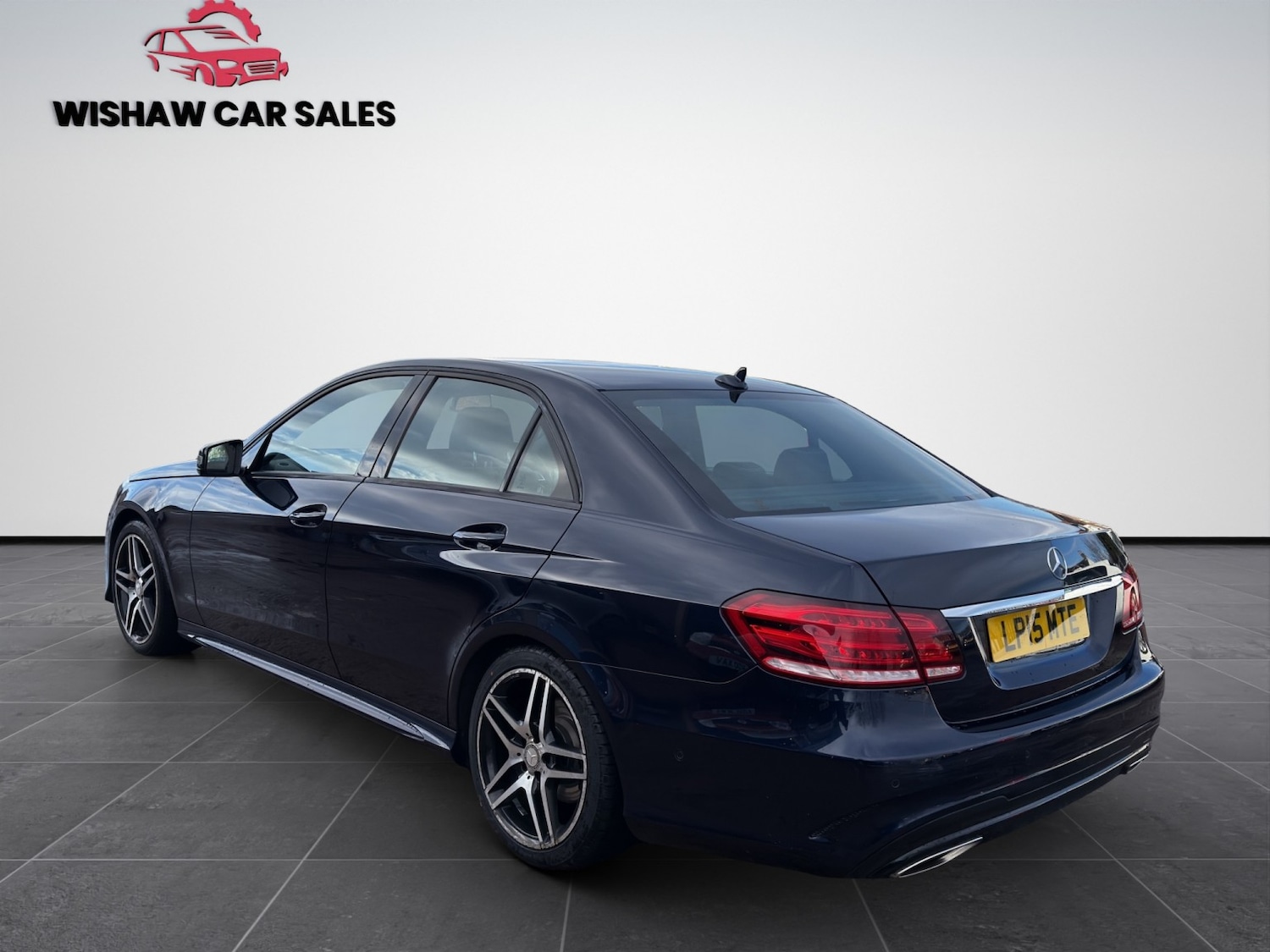 Used Mercedes-Benz E Class 2015 for sale - 77891550: Photo 5