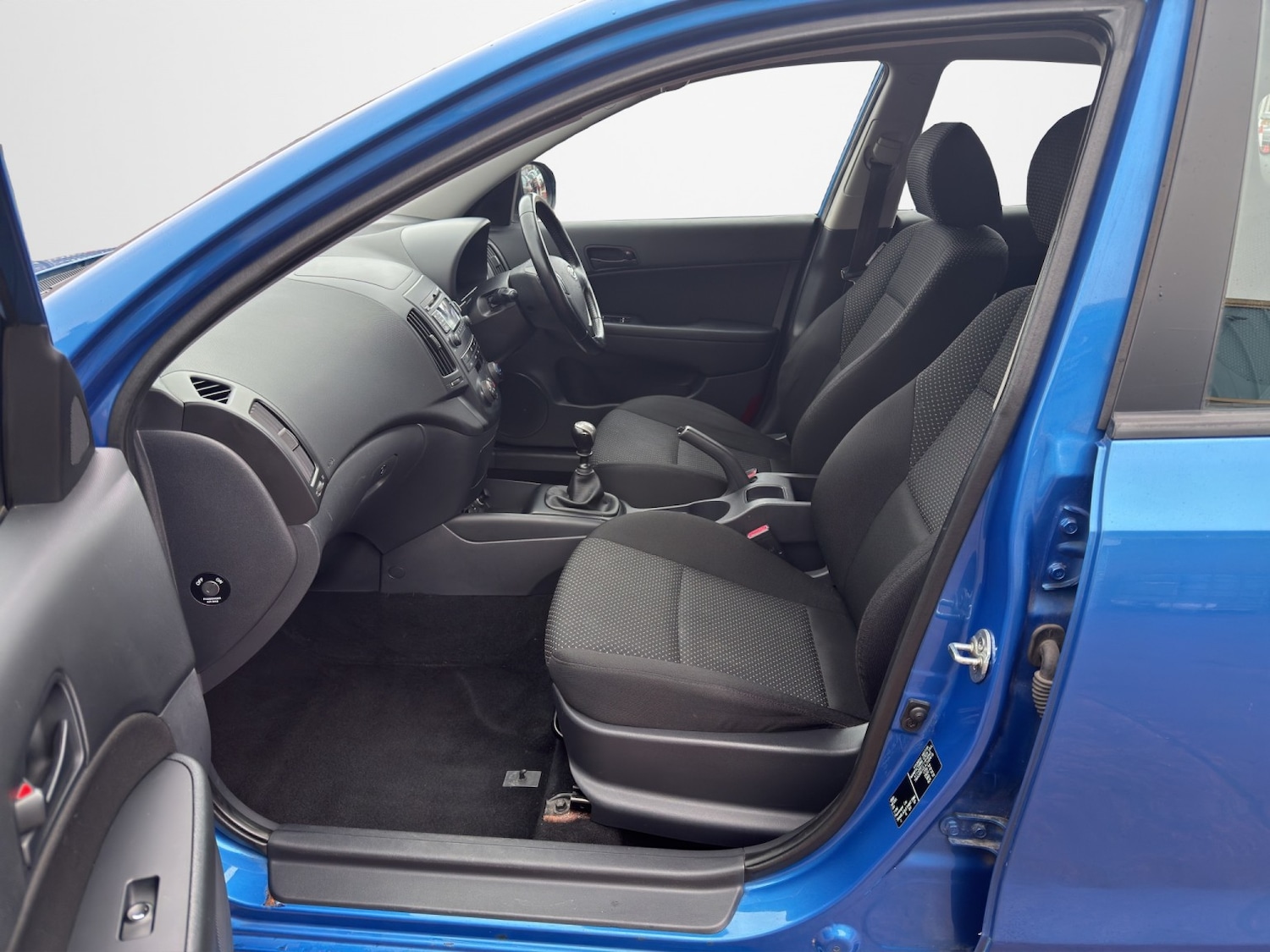 Used Hyundai i30 2010 for sale - 77636938: Photo 14