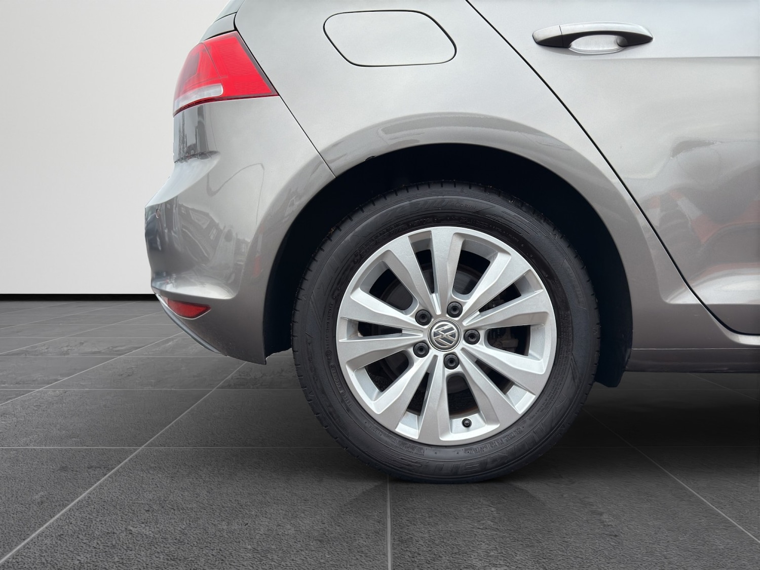 Used Volkswagen Golf 2014 for sale - 77140728: Photo 24