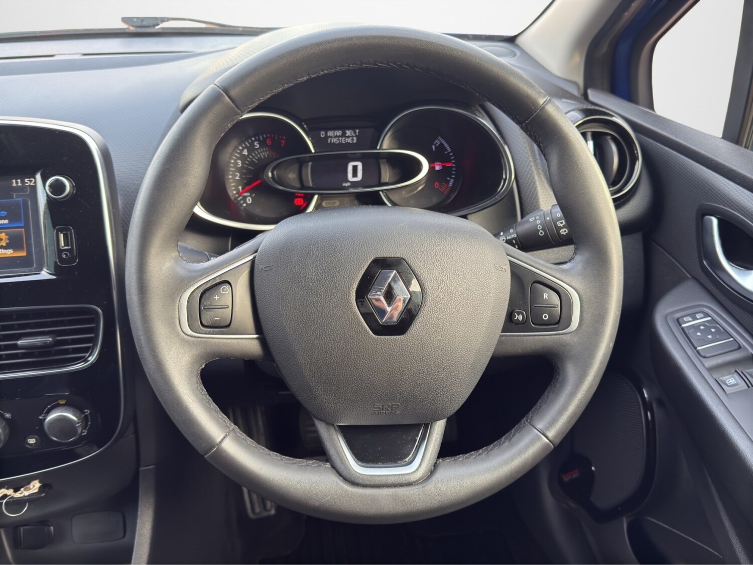 Used Renault Clio 2018 for sale - 77707285: Photo 10